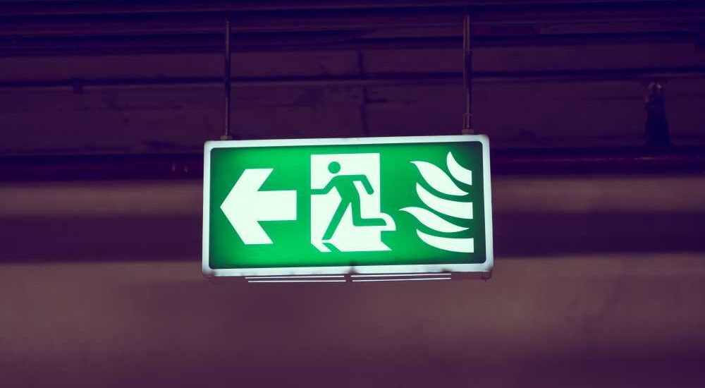 Panneau sortie urgence